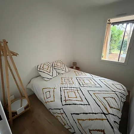 T2 St Cyprien Acces Clim Reversible *