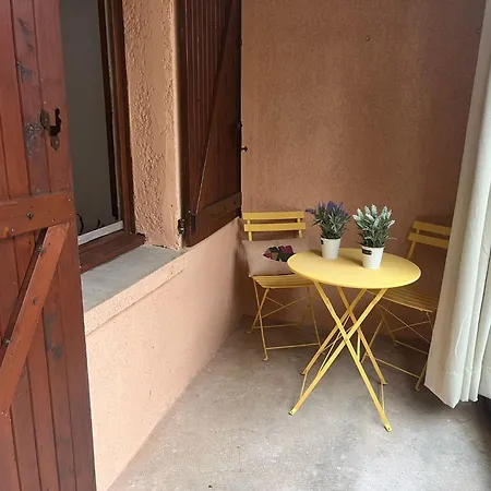 Daire T2 Les Patios De La Cyprien